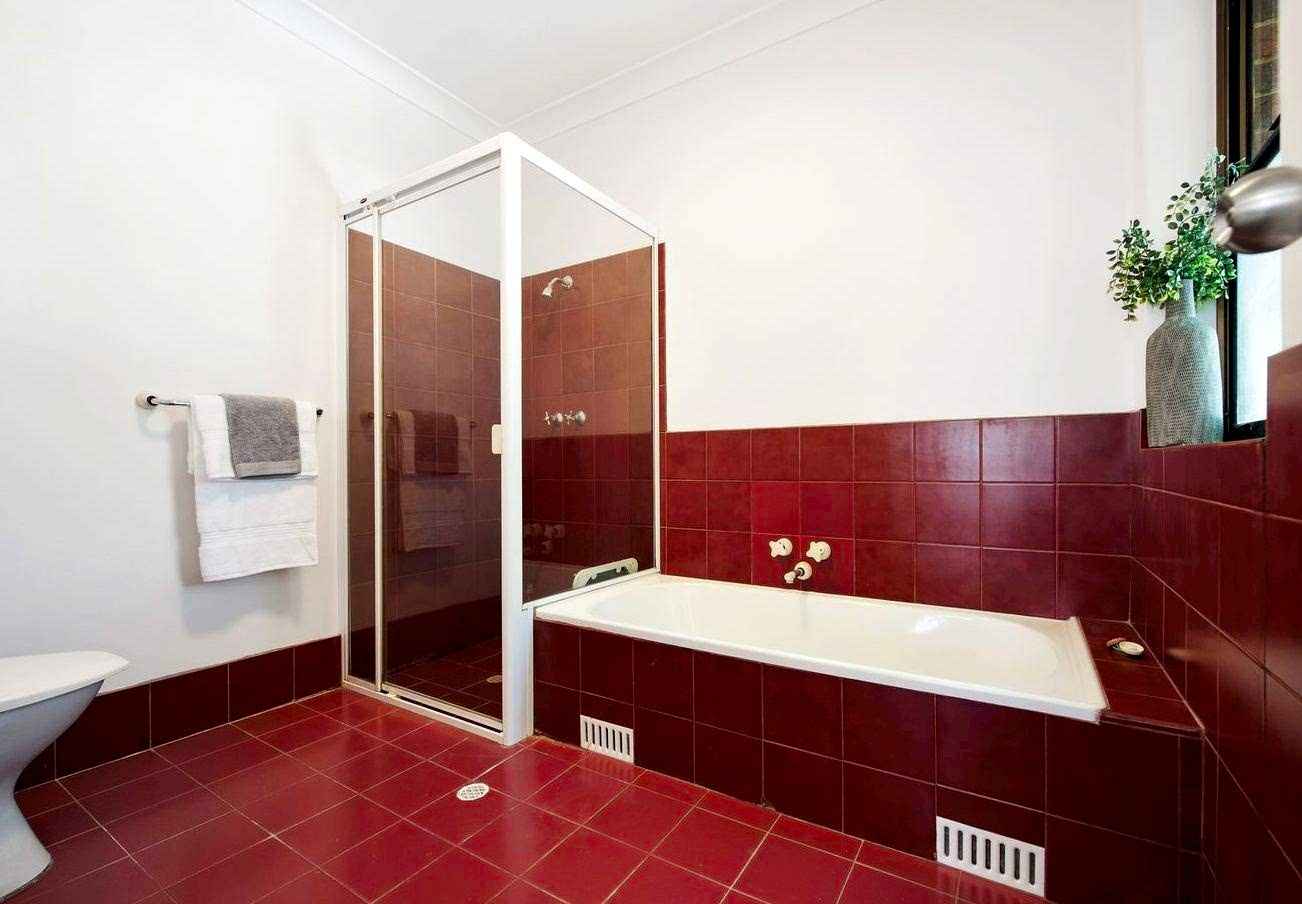 Bathrooms 34