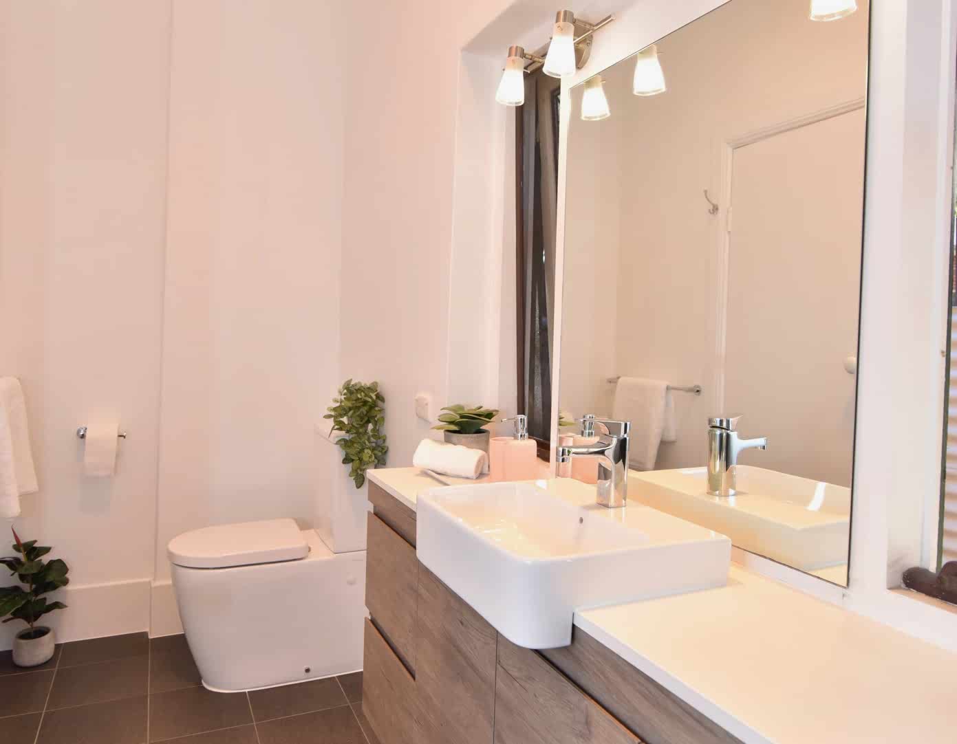 Bathrooms-10.jpg#asset:2302